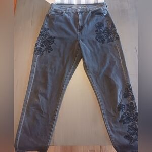 American Eagle Outfitters Black Floral Embroidered Jeans